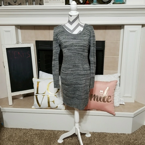 VENUS Dresses & Skirts - Venus gray sweater dress size large